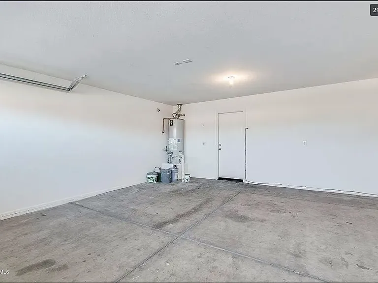8324 S 48th Dr — Photo 6