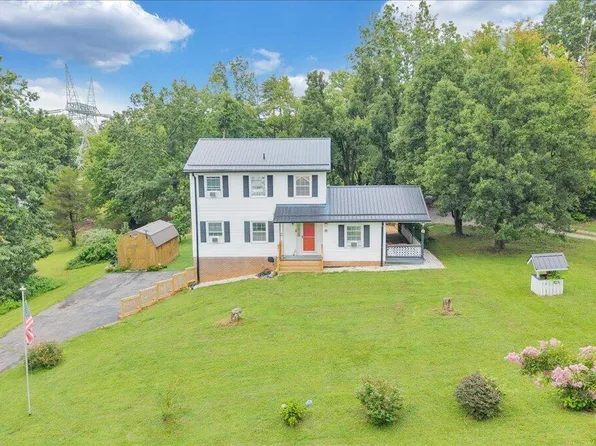 281 Cherokee Hills Rd, Bassett, VA 24055