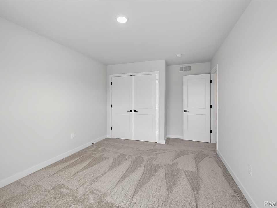 4261 Link Dr, photo 20