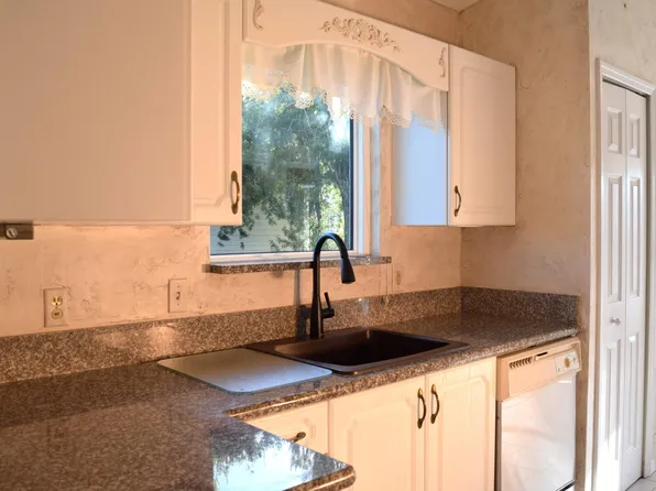 431 Paurotis Lane, Fort Pierce, FL 34982