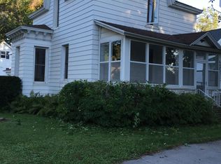652 Walnut St, Winona, MN 55987