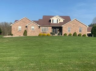 28220 Bihr Rd, Sunman, IN 47041