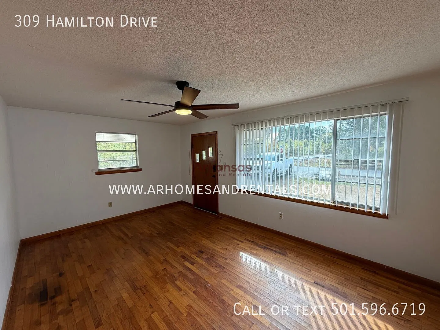1/2 Off First Month's Rent Special! ~ 309 Hamilton Dr. - 2 Bedrooms | 1 Bathroom — Photo 2