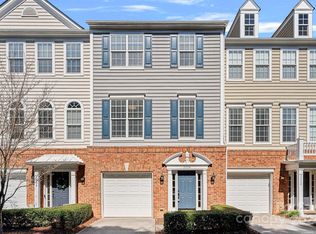 5554 Werburgh St, Charlotte, NC 28209