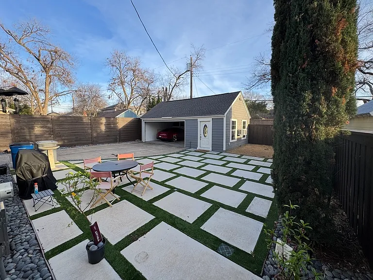 5726 Mercedes Ave — Photo 20