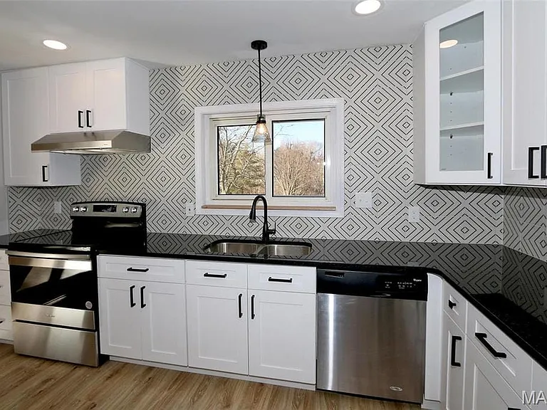 11151 Glacier Dr — Photo 11