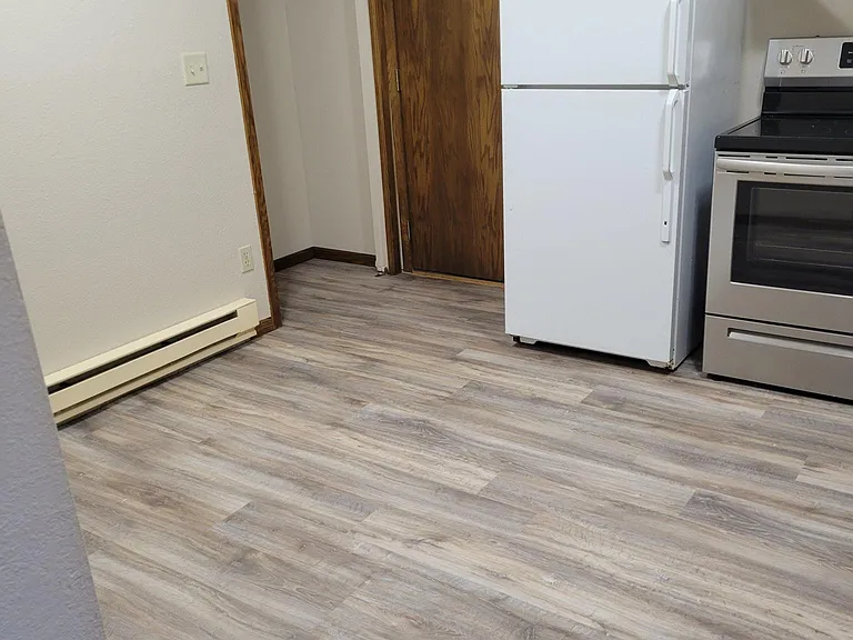 2020 8th Ave NW #4 — Photo 5