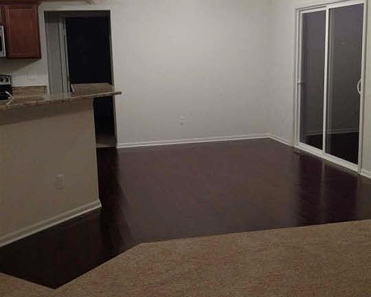 5th image of 1117 Plum Grove Dr #24