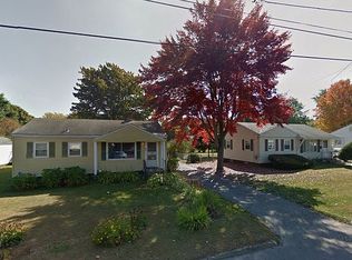 65 Green Acres Dr, Burlington, VT 05408
