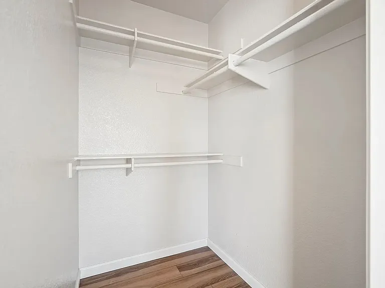 221 Donax Ave #11 — Photo 27