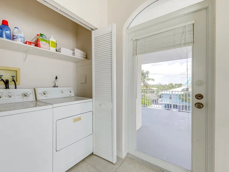 Laundry Room Cabinet