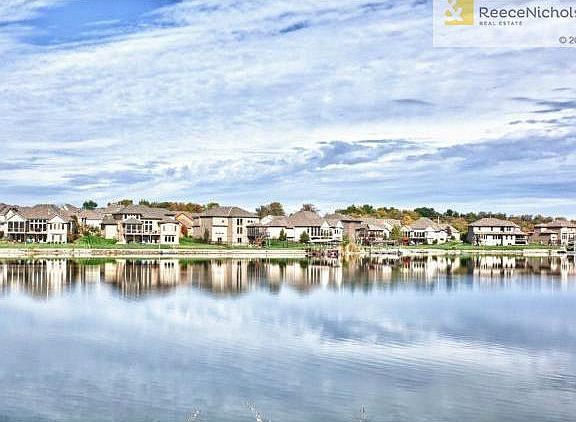 Creekmoor Offers: 108 Acre Lake | Golf | Hiking & Biking Trails | Swimming Pool walk-in zero entry| Tennis Courts