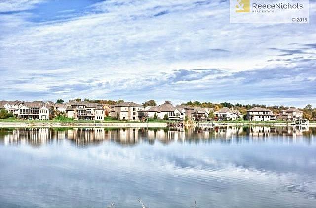 Creekmoor Offers: 108 Acre Lake ; Golf ; Hiking & Biking Trails ; Swimming Pool walk-in zero entry; Tennis Courts