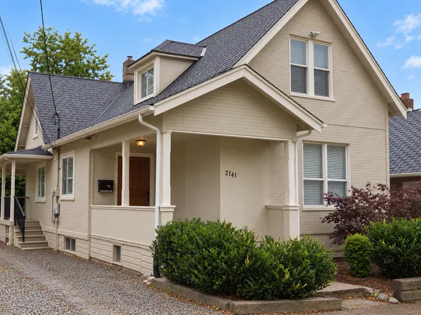 2141 N 61st St, Seattle, WA 98103
