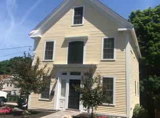 51 Market St #R, Amesbury, MA 01913