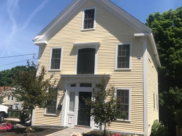 51 Market St #R