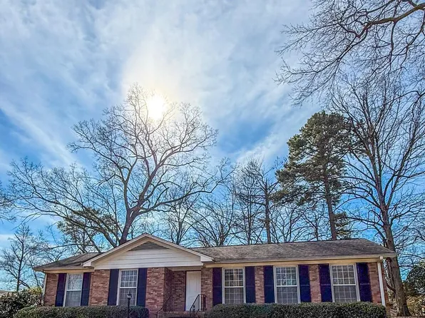 2987 Donita Ct, Birmingham, AL 35243