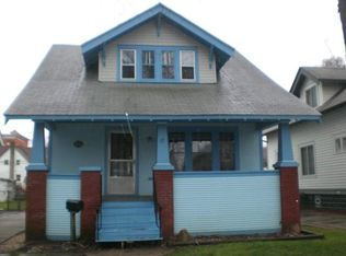 17 Englewood St, Mount Clemens, MI 48043
