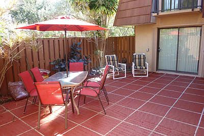 AF LAKE PATIO 1