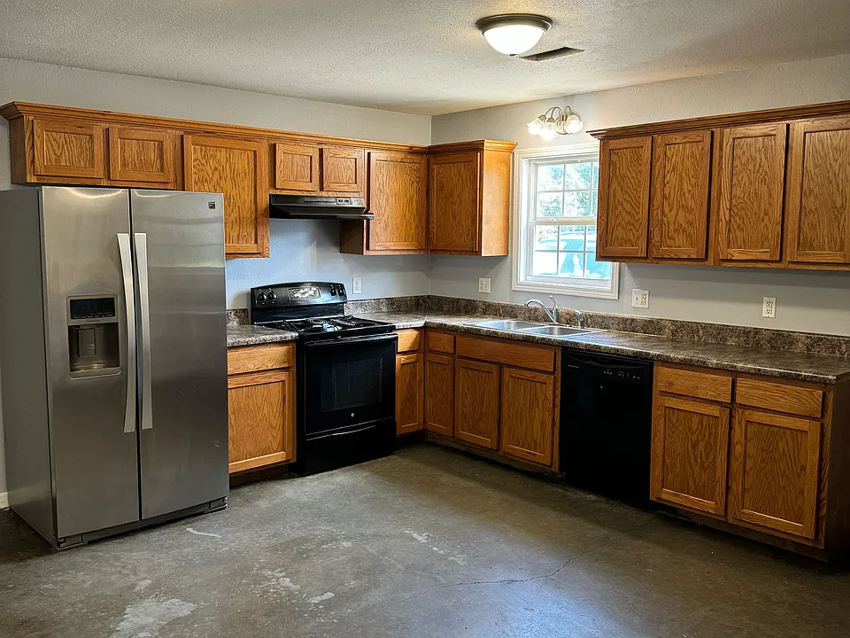 601 E Emerson St #2