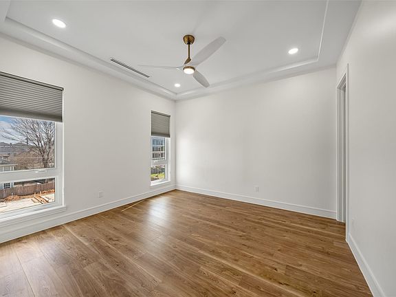 5th image of 1839 Colquitt St