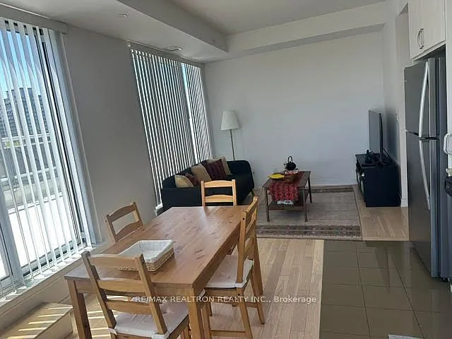 9199 Yonge St #416 — Photo 3
