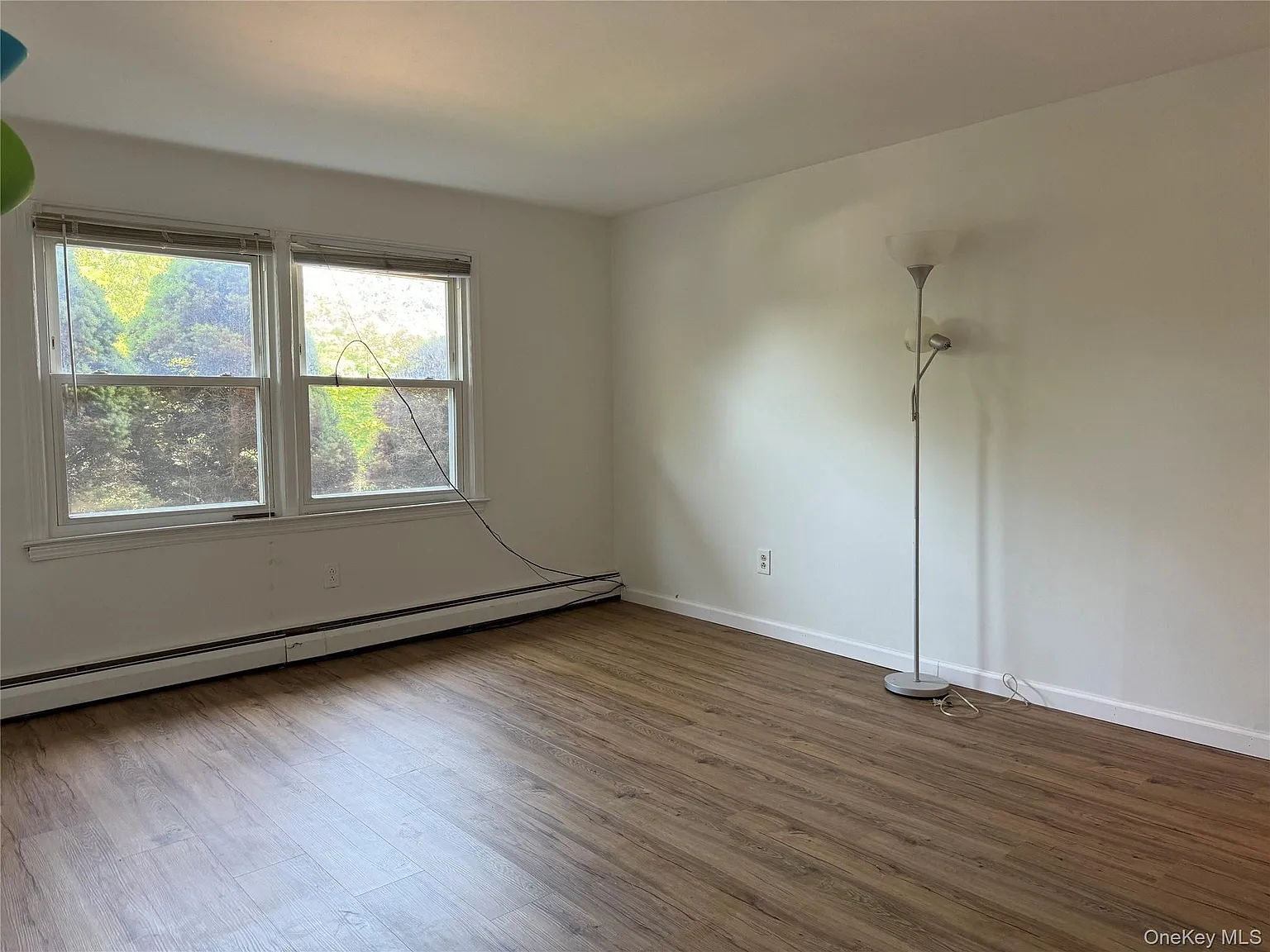 2 bed, 1.0 bath, 1100 sqft, $3,000 — Photo 2