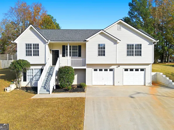 319 Hickory Lake Dr, Acworth, GA 30101