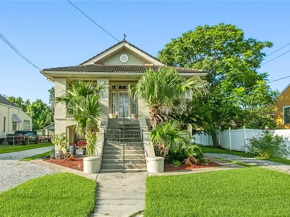 312 Weidman St, Gretna, LA 70053