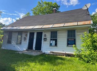 90 Mount Vernon St, St Johnsbury, VT 05819