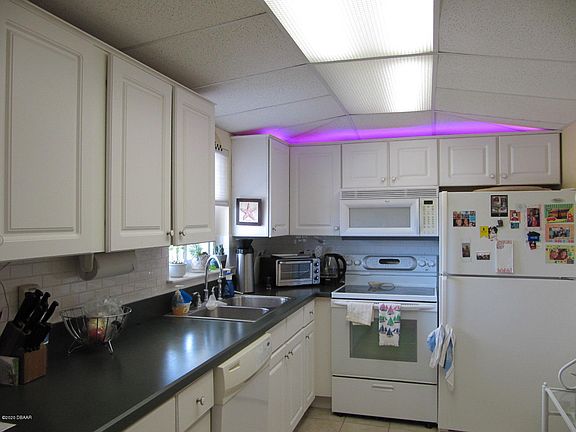4th image of 100 Silver Beach Ave APT 606