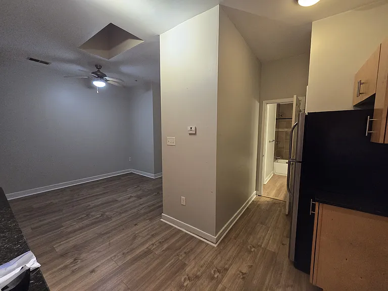 10 W Broad St #204 — Photo 2