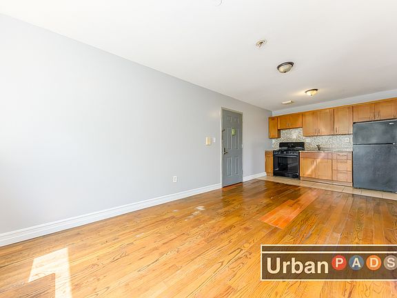 4th image of 729 E 212th St #3LL