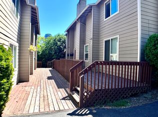 3610 SW Kelly Ave, Portland, OR 97239