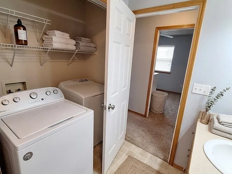 704 Bryton Ct — Photo 8