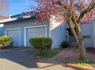 21646 14th Ave S APT D8, Des Moines, WA 98198