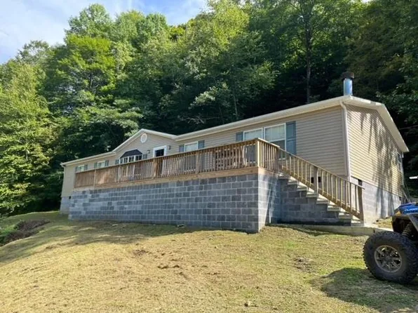 166 Webb Br, Lackey, KY 41643