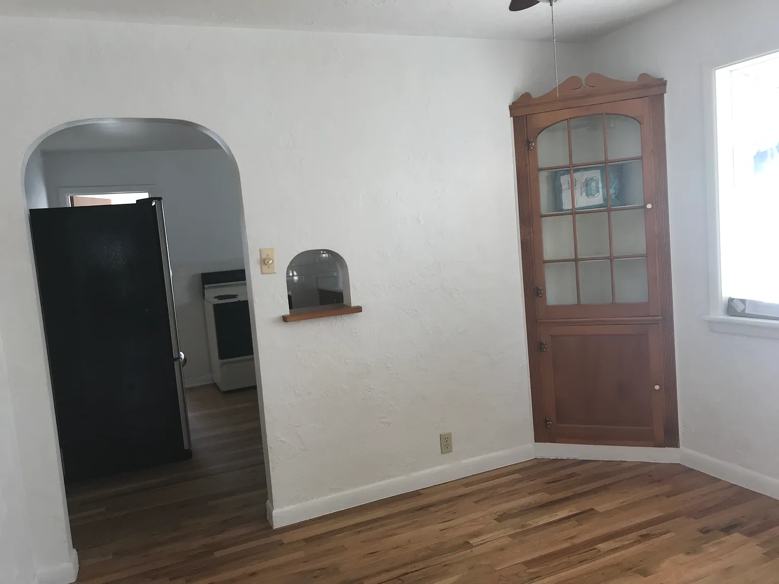 2 bed, 1086 sqft, $1,975 — Photo 3