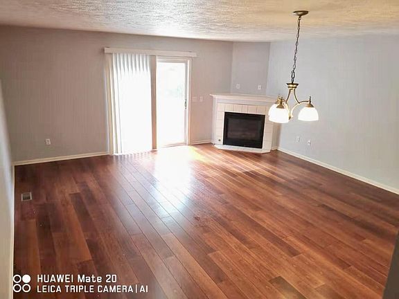 5th image of 1778 Grand Ct NE