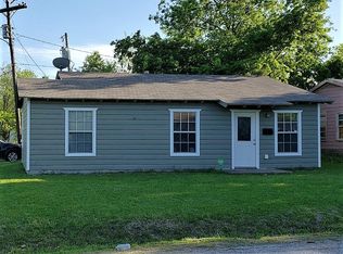 101 Cherokee St, Terrell, TX 75160