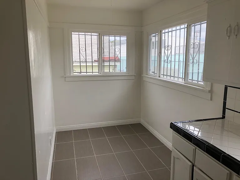 1162 N Madison Ave #1166 — Photo 8