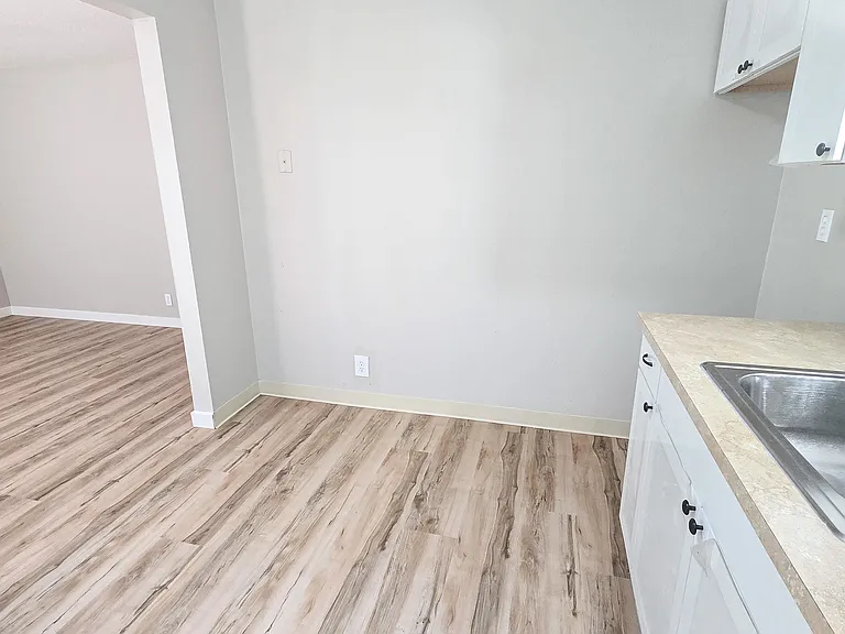 134 Sunset Ave N #134 — Photo 10