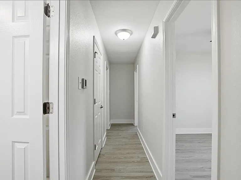 4224 N Star Ave — Photo 5