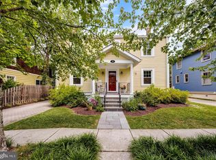 10 E Howell Ave, Alexandria, VA 22301