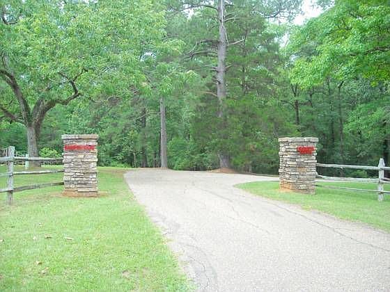 1st image of 119 Woodvale Dr