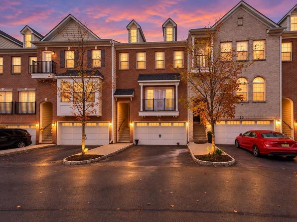 21 Creekside Ct