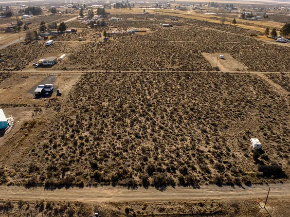 Cypress Ln, Christmas Valley, OR 97641