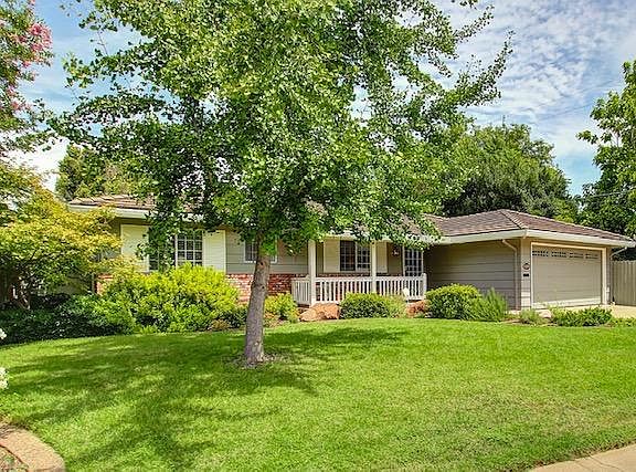 5th image of 4529 Briarwood Dr