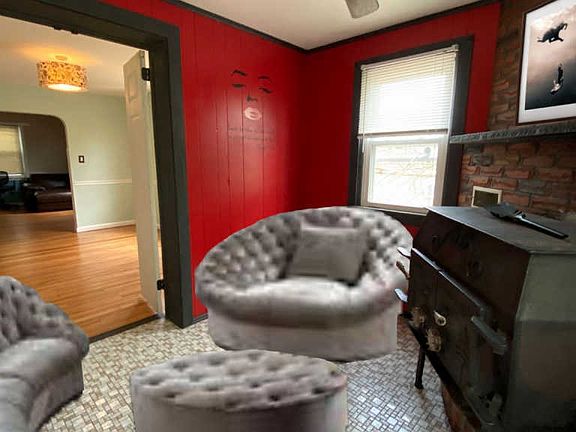 5th image of 1500 Linden St