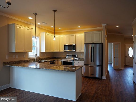 2nd image of 258 Baltusrol Lot 87